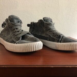 Blowfish Malibu ZS001 “Grey Camo” Size 8